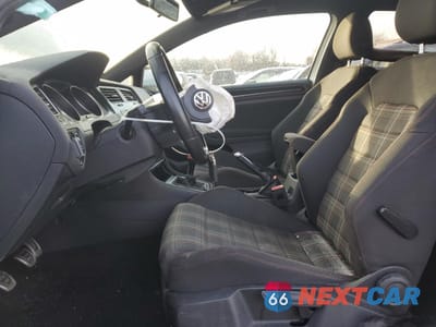 Zdjęcie 7 z 16 samochodu: 2016 VOLKSWAGEN GTI S/SE VIN:3VWYT7AU9GM066510 - miniatura