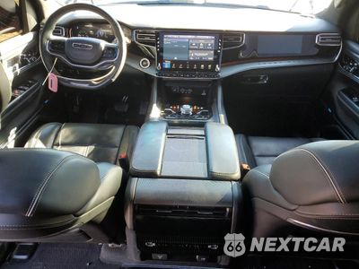 Zdjęcie 8 z 17 samochodu: 2023 JEEP GRAND WAGONEER SERIES II VIN:1C4SJVFJ7PS505650 - miniatura