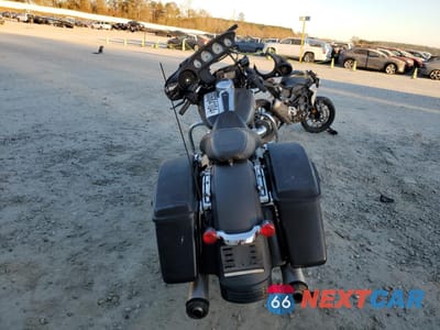 Czwarte zdjęcie samochodu z boku: 2014 HARLEY-DAVIDSON FLHX STREET GLIDE VIN:1HD1KBM14EB604240 - miniatura
