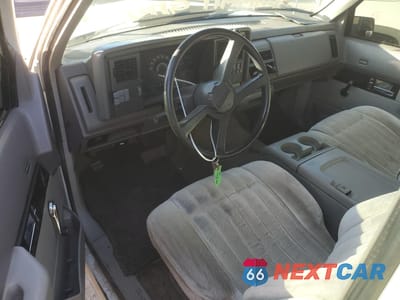Zdjęcie 8 z 11 samochodu: 1991 CHEVROLET GMT-400 C1500 VIN:1GCDC14Z1MZ163555 - miniatura