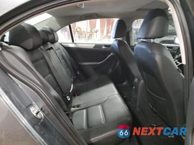 Zdjęcie 10 z 12 samochodu: 2012 VOLKSWAGEN JETTA TDI VIN:3VWLL7AJ7CM008003 - miniatura