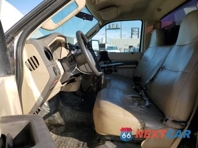 Zdjęcie 7 z 13 samochodu: 2008 FORD F-450 SD - BOOM TRUCK *** PRIOR FLEET *** VIN:1FD4F46Y48EE09598 - miniatura