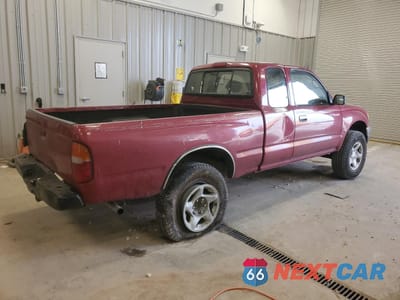 Trzecie zdjęcie samochodu z tyłu: 1996 TOYOTA TACOMA XTRACAB VIN:4TAWM72N4TZ206885 - miniatura