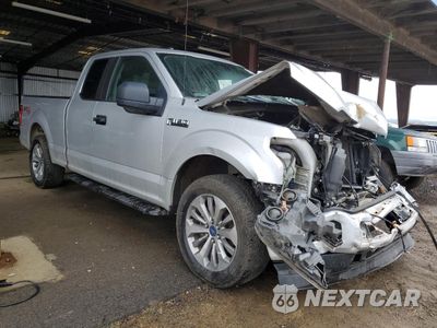 Czwarte zdjęcie samochodu z boku: 2018 FORD F150 SUPER CAB VIN:1FTEX1EP2JKC55297 - miniatura
