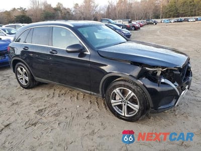 Czwarte zdjęcie samochodu z boku: 2019 MERCEDES-BENZ GLC 300 VIN:WDC0G4JB7KF568775 - miniatura