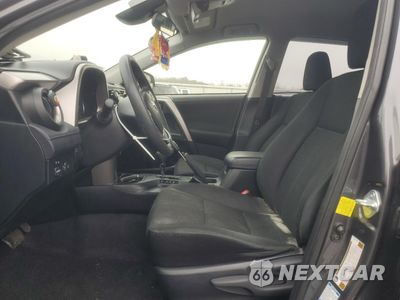 Zdjęcie 7 z 16 samochodu: 2017 TOYOTA RAV4 LE VIN:JTMBFREV2HJ714461 - miniatura