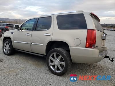 Drugie zdjęcie samochodu z przodu: 2008 CADILLAC ESCALADE LUXURY VIN:1GYEC63838R160750 - miniatura