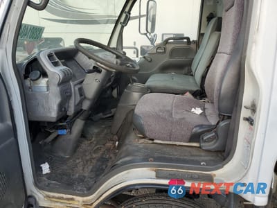 Zdjęcie 7 z 12 samochodu: 1996 ISUZU NPR VIN:JALC4B1K8T7006698 - miniatura