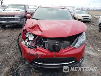 Piąte zdjęcie samochodu w środku: 2017 NISSAN ROGUE SPORT S VIN:JN1BJ1CR2HW117192 - miniatura