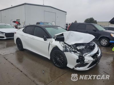 Czwarte zdjęcie samochodu z boku: 2021 TOYOTA CAMRY XSE VIN:4T1K61AKXMU463805 - miniatura