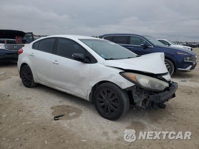 Czwarte zdjęcie samochodu z boku: 2014 KIA FORTE LX VIN:KNAFX4A65E5180891 - miniatura