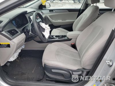 Zdjęcie 7 z 15 samochodu: 2017 HYUNDAI SONATA SE VIN:5NPE24AF3HH460911 - miniatura