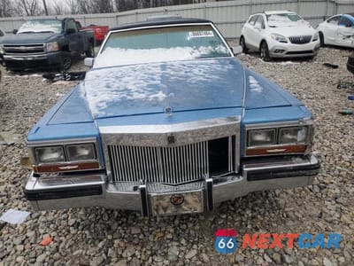 Piąte zdjęcie samochodu w środku: 1989 CADILLAC FLEETWOOD BROUGHAM VIN:1G6DW6986F9705677 - miniatura
