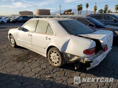 Drugie zdjęcie samochodu z przodu: 2001 MERCEDES-BENZ E 320 VIN:WDBJF65J31B240915 - miniatura
