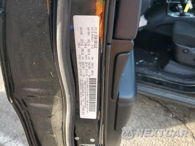 Zdjęcie 14 z 14 samochodu: 2018 JEEP GRAND CHEROKEE LAREDO VIN:1C4RJEAG5JC301022 - miniatura