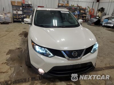 Piąte zdjęcie samochodu w środku: 2017 NISSAN ROGUE SPORT S VIN:JN1BJ1CR0HW142320 - miniatura