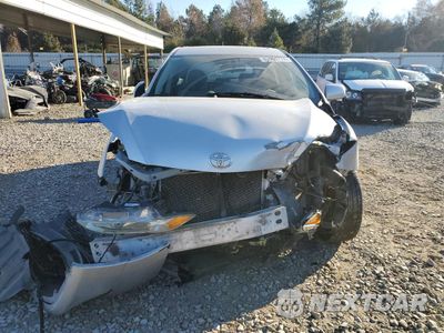 Piąte zdjęcie samochodu w środku: 2009 TOYOTA COROLLA MATRIX XRS VIN:2T1GE40E59C005412 - miniatura