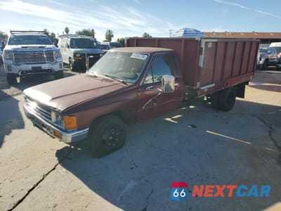 1987 TOYOTA PICKUP CAB CHASSIS RN75 DLX JT5RN75U0H0015442 - główne zdjęcie licytacji z USA - miniatura