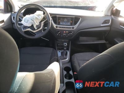 Zdjęcie 8 z 12 samochodu: 2018 HYUNDAI ACCENT SE VIN:3KPC24A39JE028640 - miniatura