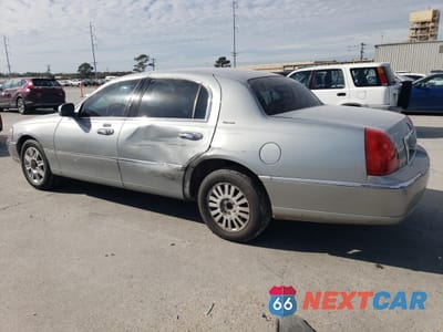 Drugie zdjęcie samochodu z przodu: 2006 LINCOLN TOWN CAR SIGNATURE VIN:1LNHM81V16Y614156 - miniatura