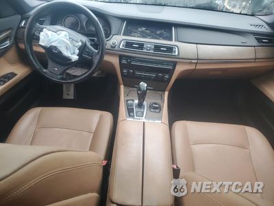 Zdjęcie 8 z 15 samochodu: 2013 BMW 740 I VIN:WBAYA6C5XDD143771 - miniatura