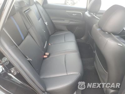Zdjęcie 10 z 15 samochodu: 2018 NISSAN ALTIMA 2.5 VIN:1N4AL3AP8JC265151 - miniatura