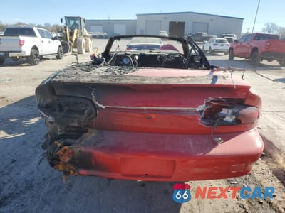 Zdjęcie 6 z 12 samochodu: 2001 CHEVROLET CAMARO VIN:2G1FP32KX12140815 - miniatura