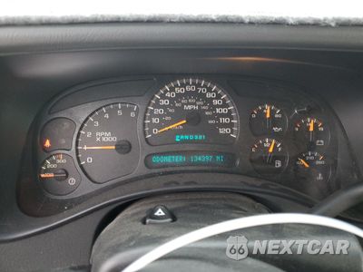 Zdjęcie 9 z 16 samochodu: 2003 CHEVROLET SUBURBAN K2500 VIN:3GNGK26U93G247300 - miniatura