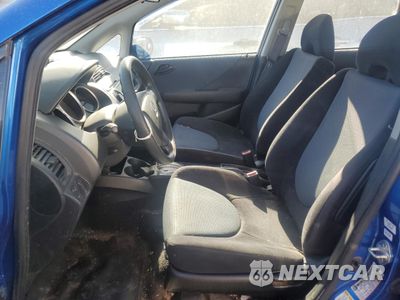Zdjęcie 7 z 12 samochodu: 2008 HONDA FIT VIN:JHMGD384X8S071202 - miniatura