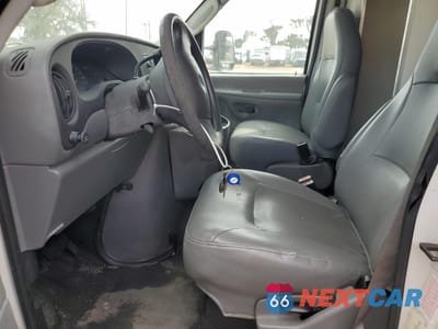 Zdjęcie 7 z 12 samochodu: 2003 FORD ECONOLINE E350 SUPER DUTY CUTAWAY VAN VIN:1FDWE35L63HB83082 - miniatura
