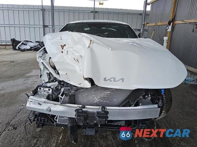 Zdjęcie 9 z 24 samochodu: 2025 KIA K5 GT LINE VIN:KNAG64J77S5288537 - miniatura