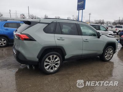 Trzecie zdjęcie samochodu z tyłu: 2021 TOYOTA RAV4 XLE PREMIUM VIN:2T3A1RFV6MW184094 - miniatura