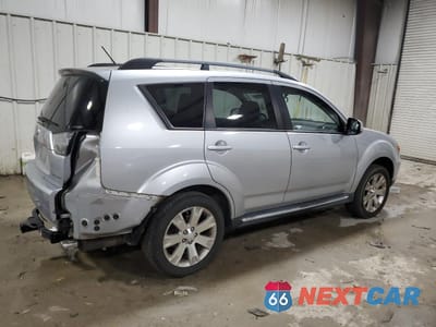 Trzecie zdjęcie samochodu z tyłu: 2011 MITSUBISHI OUTLANDER SE VIN:JA4JT3AWXBU037417 - miniatura