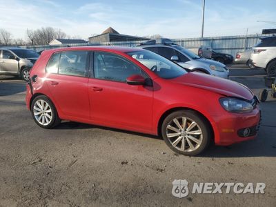Czwarte zdjęcie samochodu z boku: 2014 VOLKSWAGEN GOLF VIN:WVWDM7AJ2EW011978 - miniatura