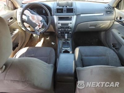 Zdjęcie 8 z 12 samochodu: 2010 FORD FUSION SE VIN:3FAHP0HA0AR348822 - miniatura