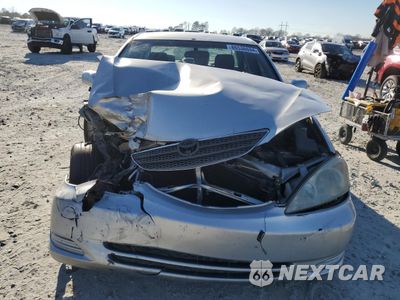 Piąte zdjęcie samochodu w środku: 2003 TOYOTA CAMRY LE VIN:4T1BE32K03U699438 - miniatura