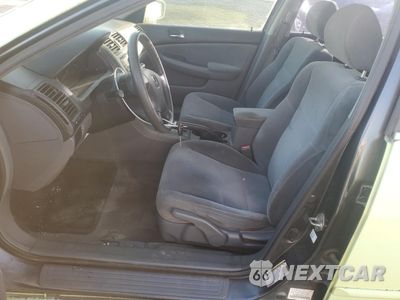 Zdjęcie 7 z 12 samochodu: 2004 HONDA ACCORD LX VIN:1HGCM56384A013435 - miniatura