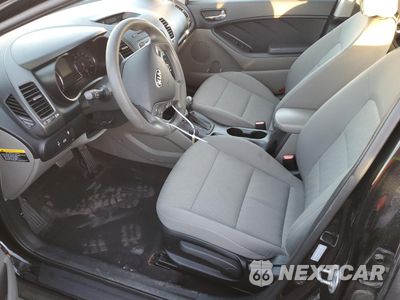 Zdjęcie 7 z 15 samochodu: 2014 KIA FORTE LX VIN:KNAFK4A62E5118413 - miniatura