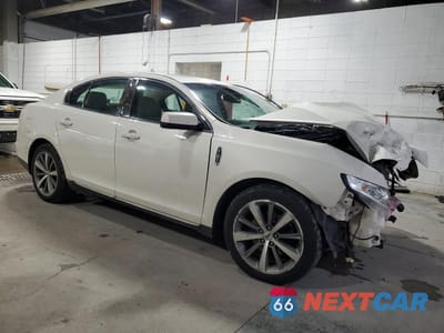 Czwarte zdjęcie samochodu z boku: 2009 LINCOLN MKS VIN:1LNHM94R49G624758 - miniatura
