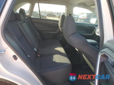 Zdjęcie 11 z 14 samochodu: 2021 TOYOTA RAV4 LE VIN:2T3H1RFV7MC108111 - miniatura