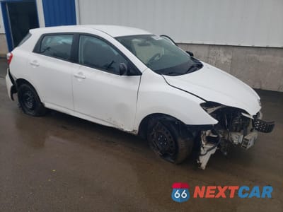 Czwarte zdjęcie samochodu z boku: 2014 TOYOTA MATRIX BASE VIN:2T1KU4EE2EC128536 - miniatura