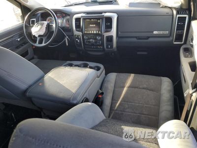 Zdjęcie 8 z 14 samochodu: 2017 RAM 1500 SLT VIN:1C6RR6TT2HS601651 - miniatura