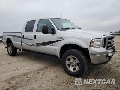 Czwarte zdjęcie samochodu z boku: 2005 FORD F350 SRW SUPER DUTY VIN:1FTWW31P25EB75074 - miniatura