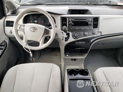 Zdjęcie 8 z 13 samochodu: 2011 TOYOTA SIENNA LE VIN:5TDKK3DC3BS167719 - miniatura