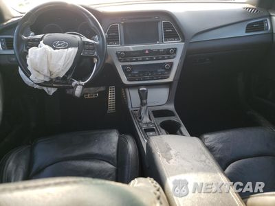 Zdjęcie 8 z 14 samochodu: 2015 HYUNDAI SONATA SPORT VIN:5NPE34AB2FH153012 - miniatura