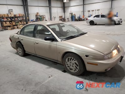 Czwarte zdjęcie samochodu z boku: 1999 SATURN SL2 VIN:1G8ZK5278XZ269792 - miniatura