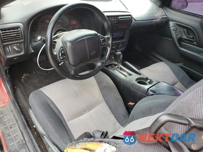 Zdjęcie 8 z 13 samochodu: 2001 CHEVROLET CAMARO VIN:2G1FP32K912141776 - miniatura