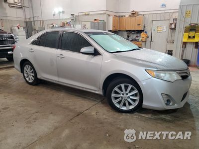 Czwarte zdjęcie samochodu z boku: 2014 TOYOTA CAMRY L VIN:4T4BF1FK1ER441207 - miniatura