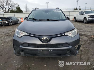 Piąte zdjęcie samochodu w środku: 2018 TOYOTA RAV4 LE VIN:JTMZFREV8JJ175204 - miniatura