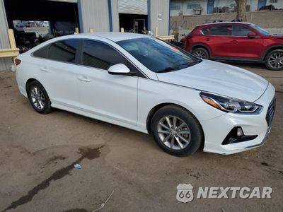Czwarte zdjęcie samochodu z boku: 2018 HYUNDAI SONATA SE VIN:5NPE24AFXJH667835 - miniatura